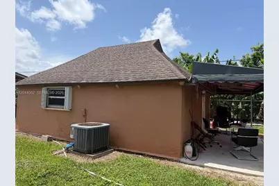 20791 SW 240th St, Homestead, FL 33031 - Photo 14