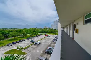 2851 Leonard Dr, Aventura, FL 33160 - Photo 28