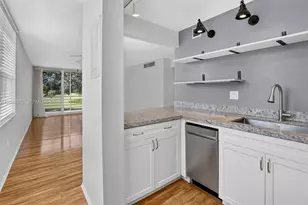 9410 Tangerine Pl, Davie, FL 33324 - Photo 1
