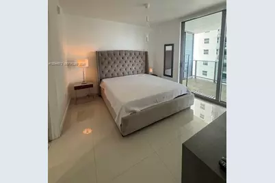 488 NE 18th St #2802, Miami, FL 33132 - Photo 8