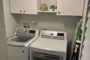 9267 W Sunrise Blvd, Plantation, FL 33322 - Photo 20