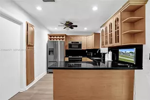 7812 SW 7th Pl, North Lauderdale, FL 33068 - Photo 10