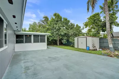 7812 SW 7th Pl, North Lauderdale, FL 33068 - Photo 34