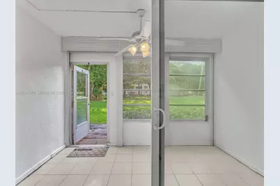 1212 SE Bahama Bnd #G1, Coconut Creek, FL 33066 - Photo 22