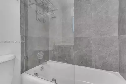 7441 Wayne Ave #10H, Miami Beach, FL 33141 - Photo 8