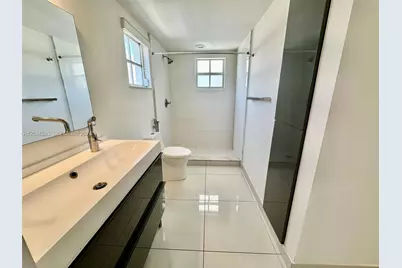 411 SW 37th Ave #3D, Miami, FL 33135 - Photo 10
