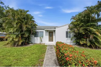 12475 NW 10th Ave, North Miami, FL 33168 - Photo 2