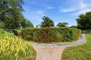 12475 NW 10th Ave, North Miami, FL 33168 - Photo 32