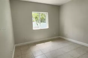 16507 NW 91st Ave, Miami Lakes, FL 33018 - Photo 8