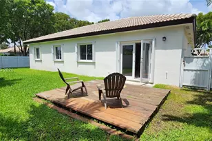 16507 NW 91st Ave, Miami Lakes, FL 33018 - Photo 30