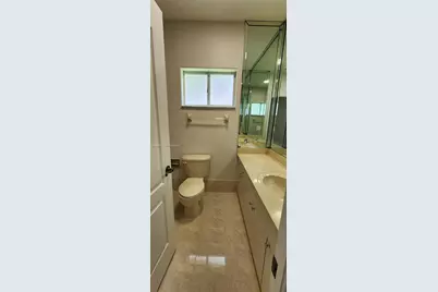 16507 NW 91st Ave, Miami Lakes, FL 33018 - Photo 14