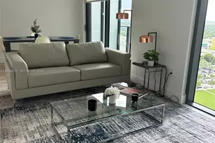 121 NE 34th St, Miami, FL 33137 - Photo 38