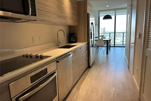 121 NE 34th St, Miami, FL 33137 - Photo 8