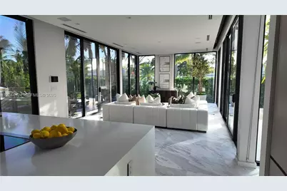 570 S Shore Dr, Miami Beach, FL 33141 - Photo 14