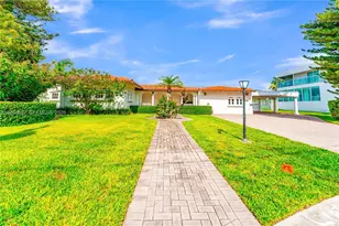 7500 W Treasure Dr, North Bay Village, FL 33141 - Photo 30