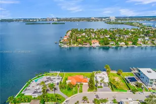 7500 W Treasure Dr, North Bay Village, FL 33141 - Photo 52