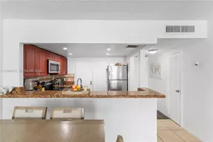 3725 S Ocean Dr, Hollywood, FL 33019 - Photo 26