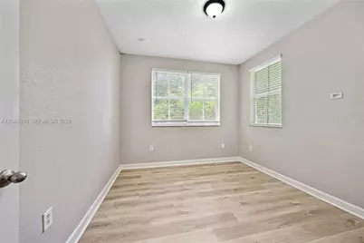 10709 NW 81st Ln, Doral, FL 33178 - Photo 22