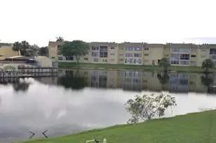 8130 Sunrise Lakes Blvd, Sunrise, FL 33322 - Photo 16