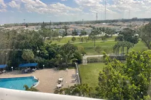 4400 Hillcrest Dr, Hollywood, FL 33021 - Photo 20