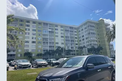 4400 Hillcrest Dr #701B, Hollywood, FL 33021 - Photo 2