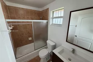 10530 SW 183rd St, Miami, FL 33157 - Photo 8