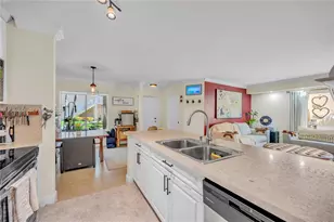 10610 SW 158th Ct, Miami, FL 33196 - Photo 8