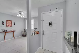 7250 Fairfax Dr, Tamarac, FL 33321 - Photo 10