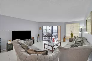 7250 Fairfax Dr, Tamarac, FL 33321 - Photo 22
