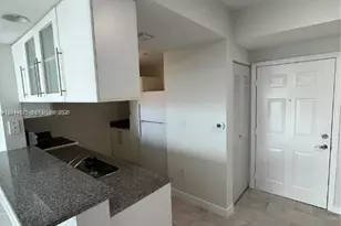 275 NE 18th St, Miami, FL 33132 - Photo 4