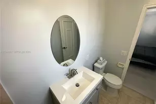 2445 SE 8th St, Pompano Beach, FL 33062 - Photo 28