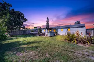 2012 N 31st Rd, Hollywood, FL 33021 - Photo 30