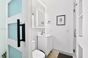 2012 N 31st Rd, Hollywood, FL 33021 - Photo 14