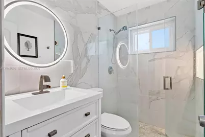 2012 N 31st Rd, Hollywood, FL 33021 - Photo 16