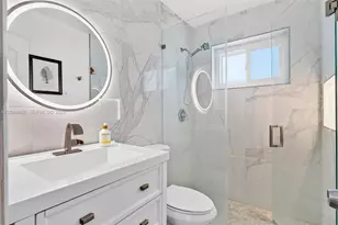 2012 N 31st Rd, Hollywood, FL 33021 - Photo 16