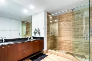 16001 Collins Ave, Sunny Isles Beach, FL 33160 - Photo 10