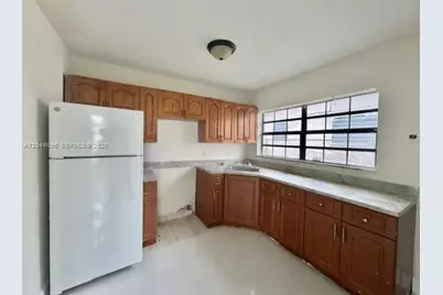 2115 SW 50th Ave, West Park, FL 33023 - Photo 10