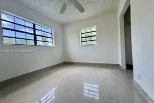 2115 SW 50th Ave, West Park, FL 33023 - Photo 4