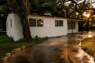 2450 NW 168th St, Miami Gardens, FL 33056 - Photo 2