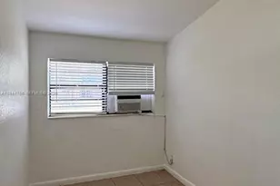 1525 NW 18th Ct, Fort Lauderdale, FL 33311 - Photo 10