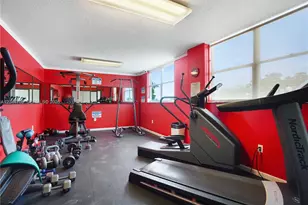 6900 Bay Dr, Miami Beach, FL 33141 - Photo 28