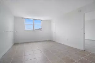 6900 Bay Dr, Miami Beach, FL 33141 - Photo 14