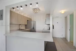 6900 Bay Dr, Miami Beach, FL 33141 - Photo 4