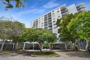 6900 Bay Dr, Miami Beach, FL 33141 - Photo 32
