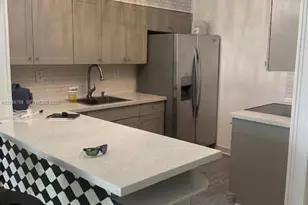 6900 Bay Dr, Miami Beach, FL 33141 - Photo 1