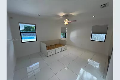2115 Alamanda Dr, North Miami, FL 33181 - Photo 16