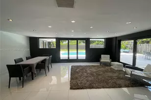 2115 Alamanda Dr, North Miami, FL 33181 - Photo 8