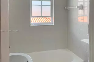 4349 Sheridan Ave, Miami Beach, FL 33140 - Photo 16