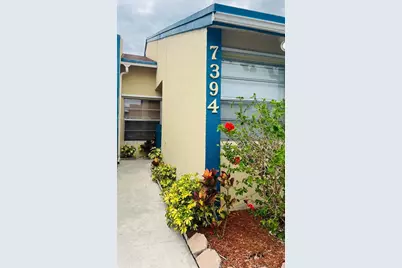 7394 NW 34th St, Lauderhill, FL 33319 - Photo 2