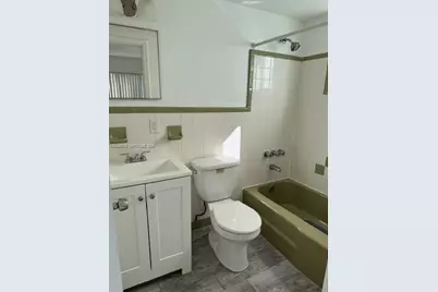 495 NW 43rd Ct #1, Oakland Park, FL 33309 - Photo 8